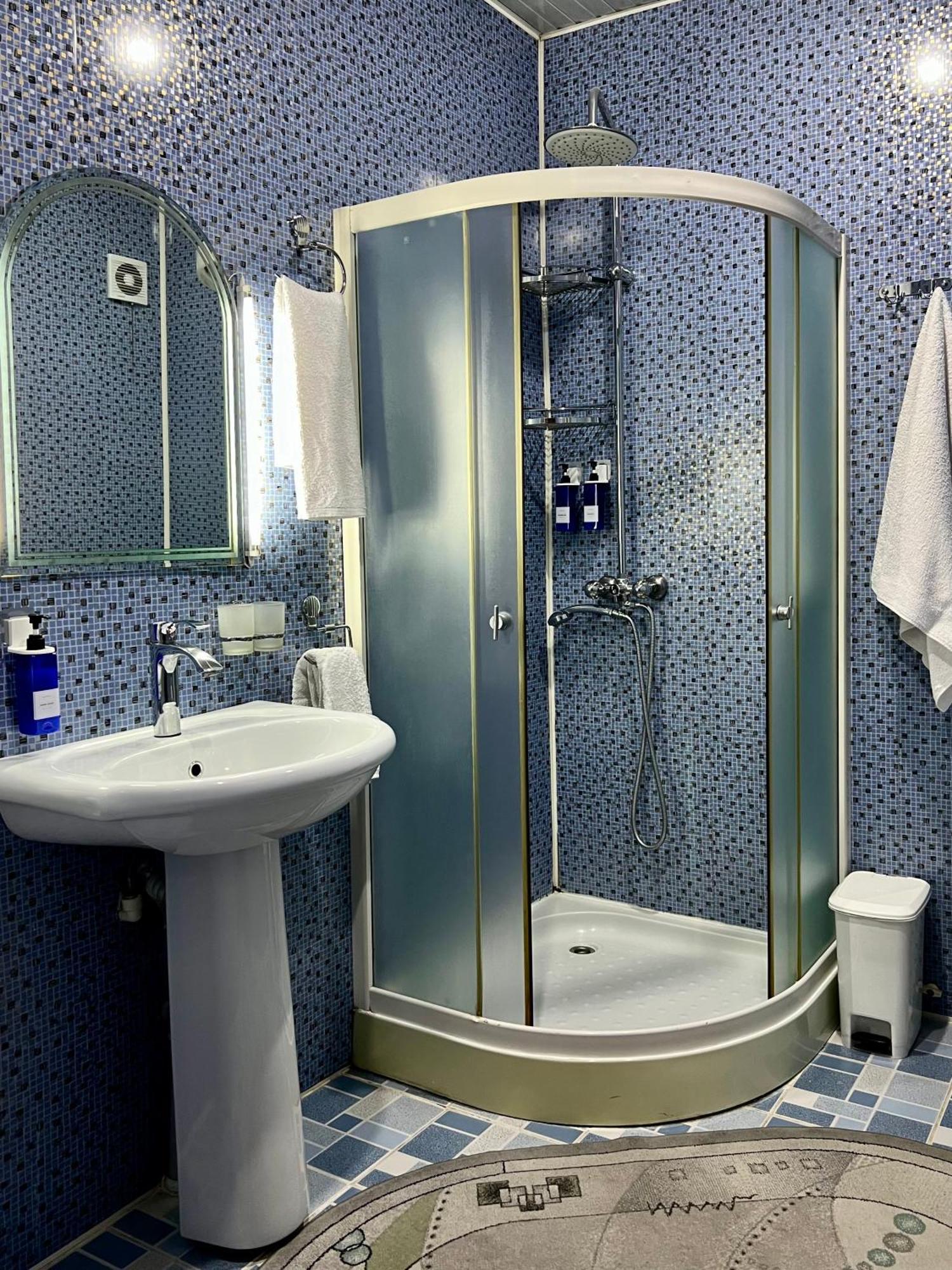 Hotel Frodo à Tachkent Extérieur photo