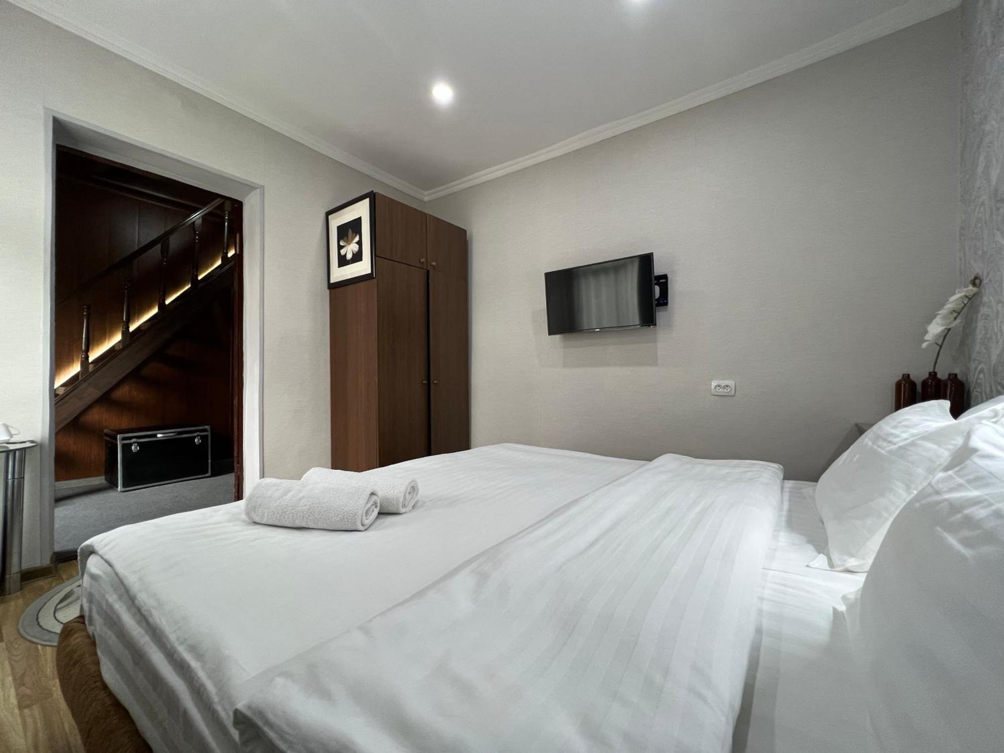 Hotel Frodo à Tachkent Extérieur photo