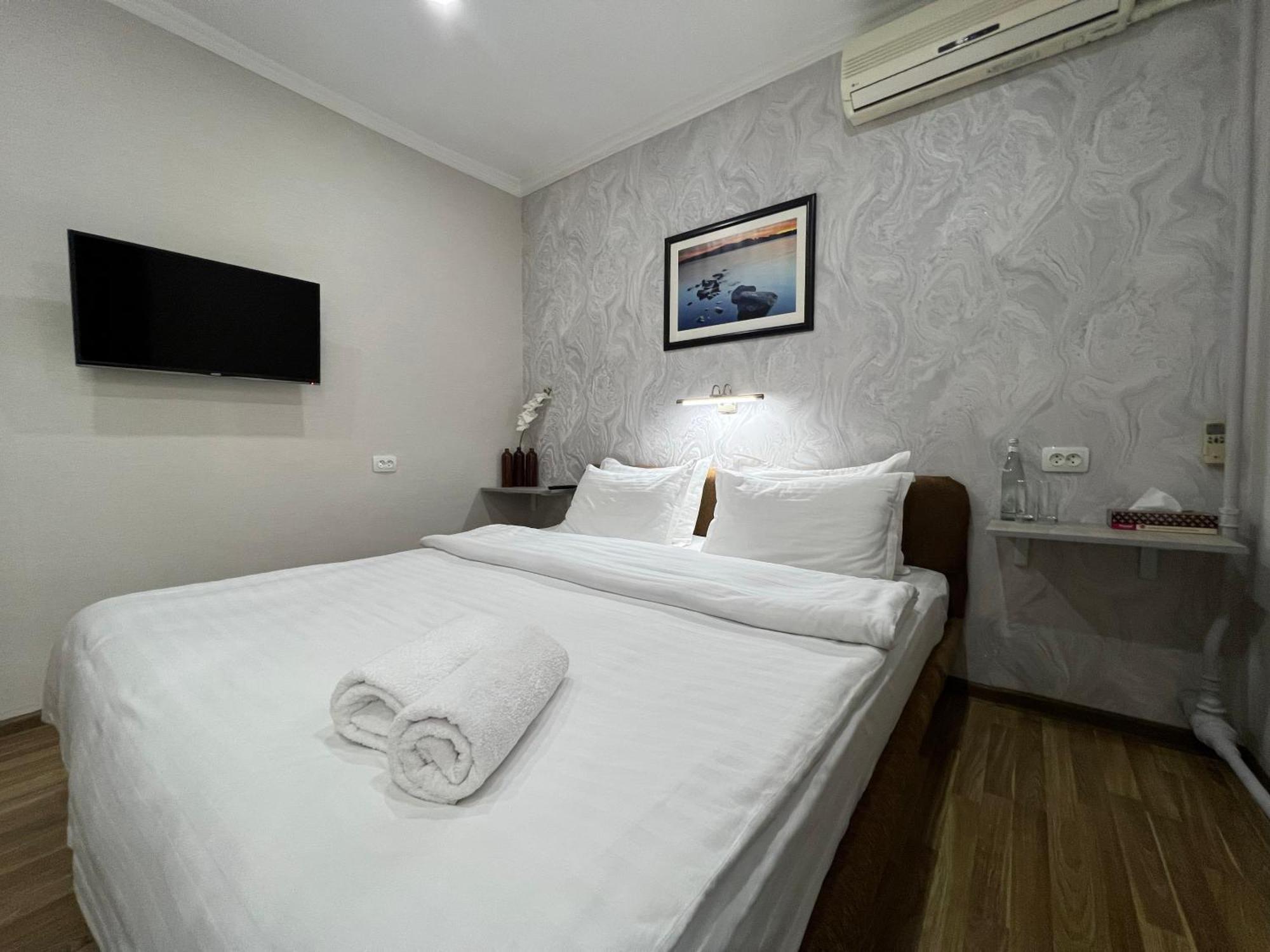 Hotel Frodo à Tachkent Extérieur photo