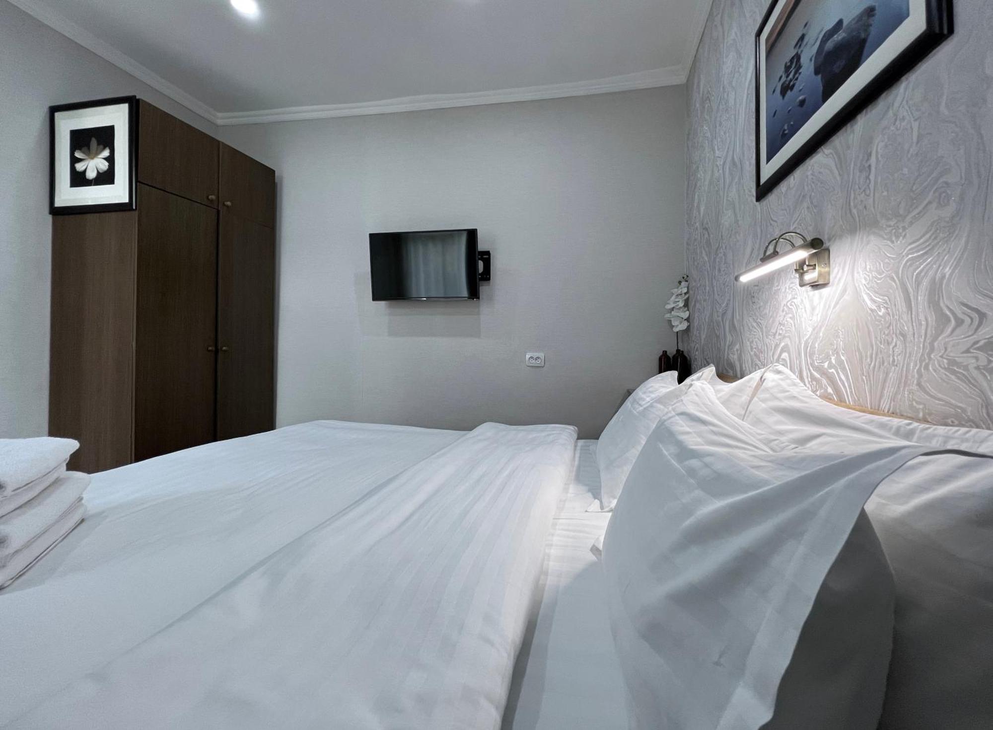 Hotel Frodo à Tachkent Extérieur photo
