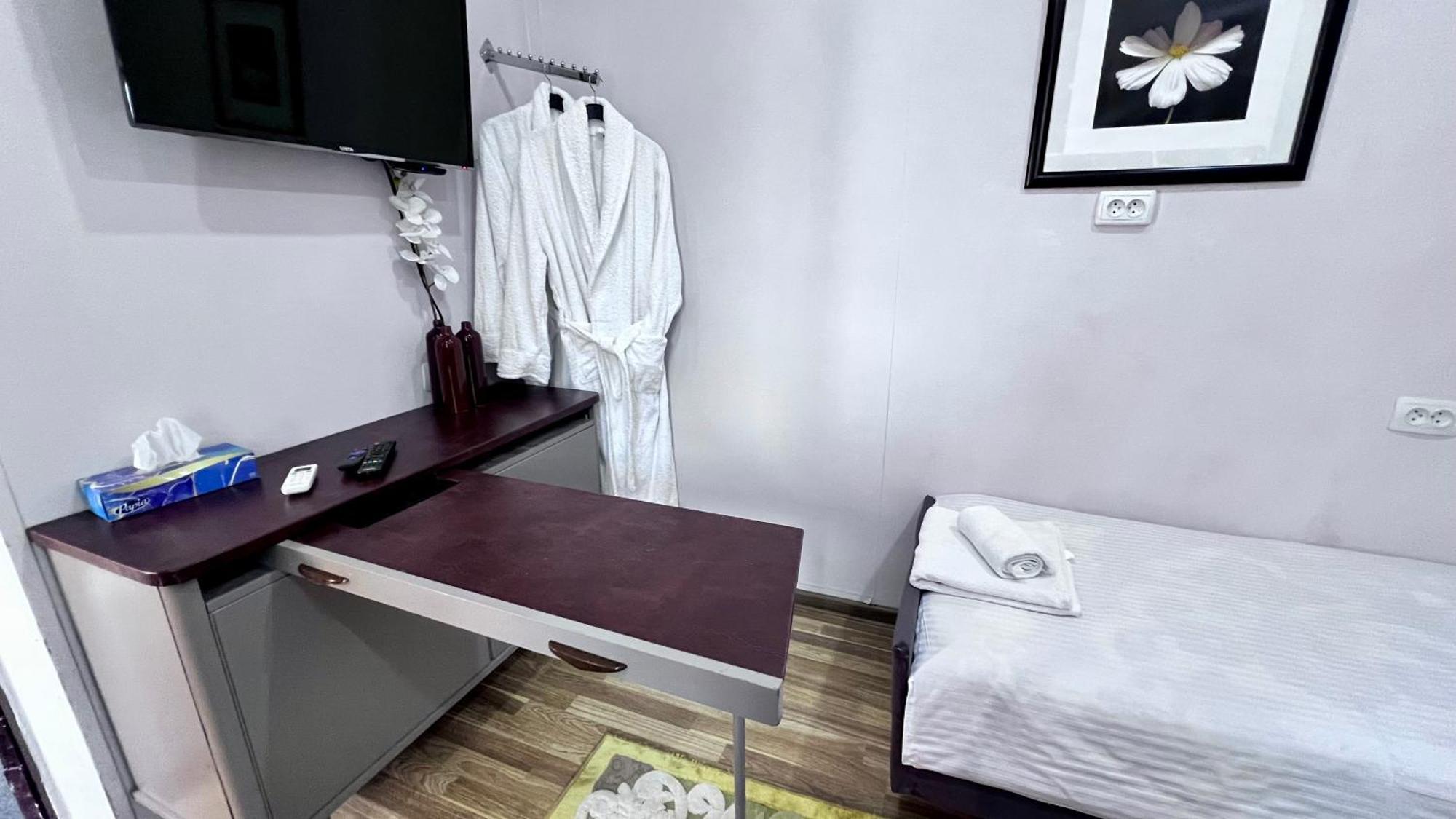Hotel Frodo à Tachkent Extérieur photo